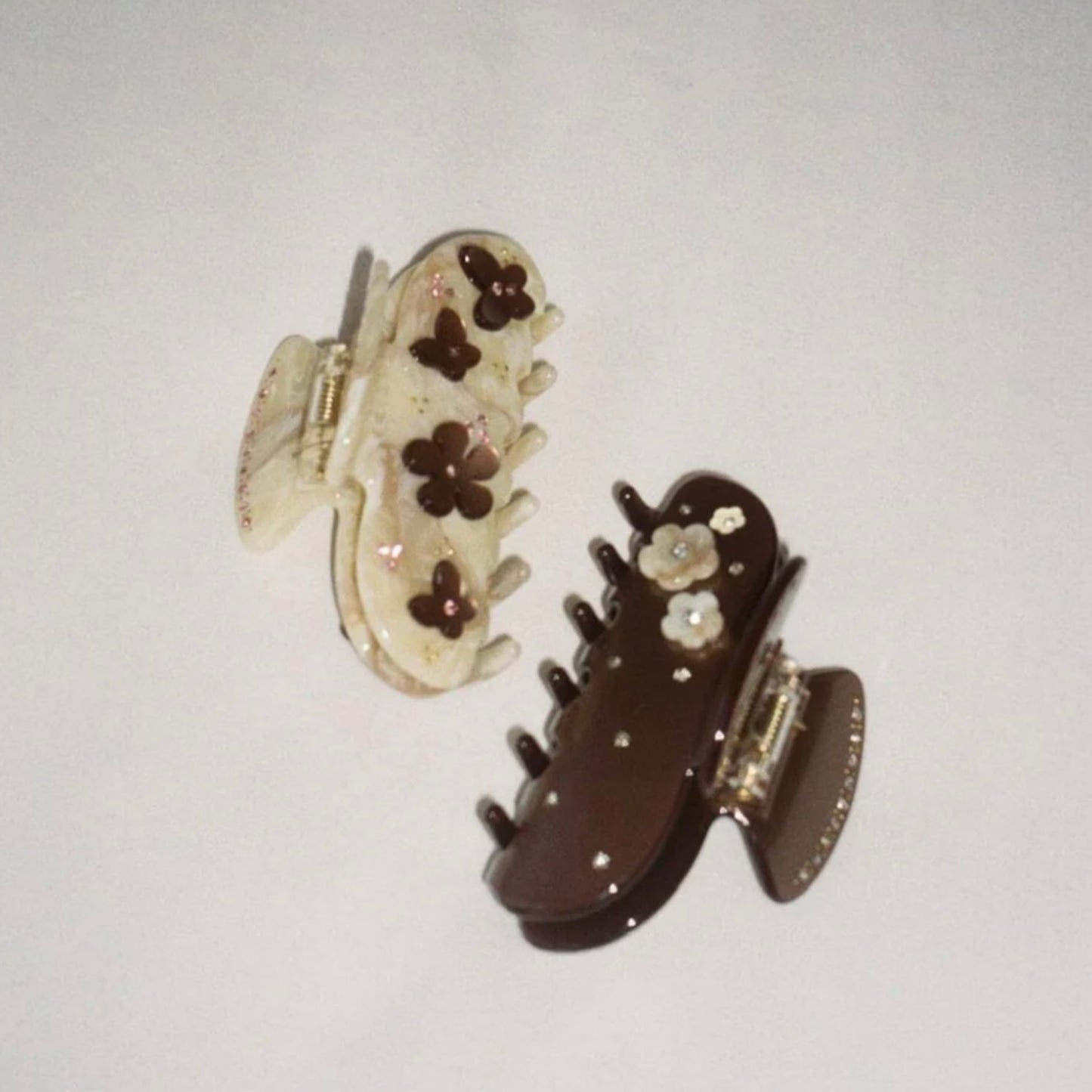 Emi Jay Sweetheart Clip in Cocoa Chantilly Angel Food