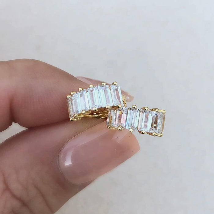 Girls Crew - Bling Baguette Huggie Hoops