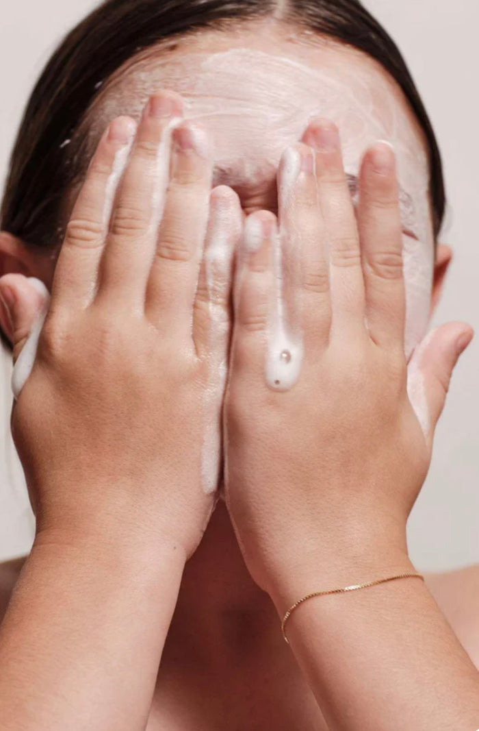 Erly Face Foam - Gentle Foaming Cleanser